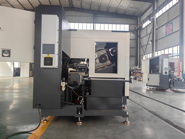 高速全自動(dòng)圓鋸機(jī)